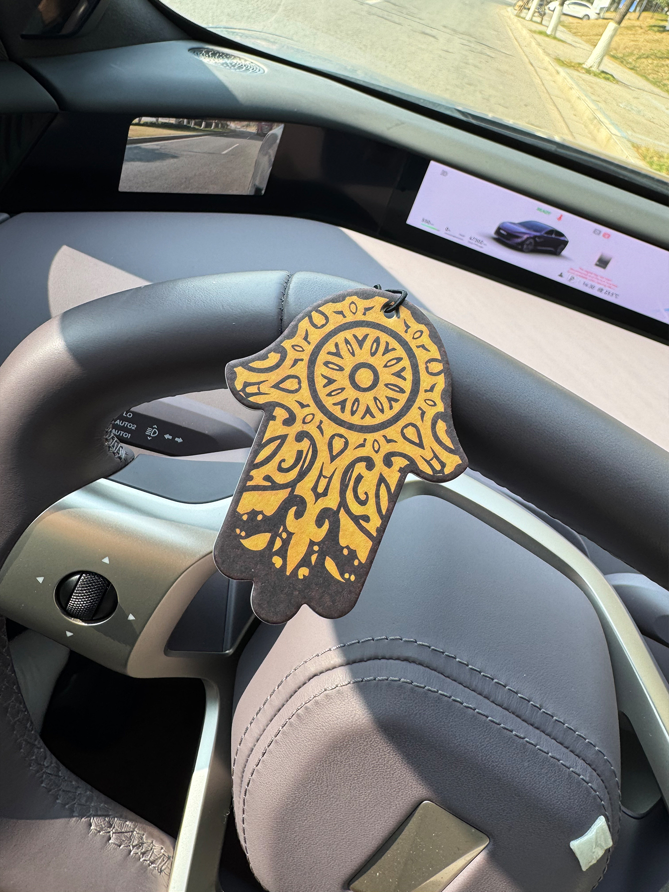 Hamsa Hand, Hand of the Virgin - Perfume Fragrance Types recensione e prezzo